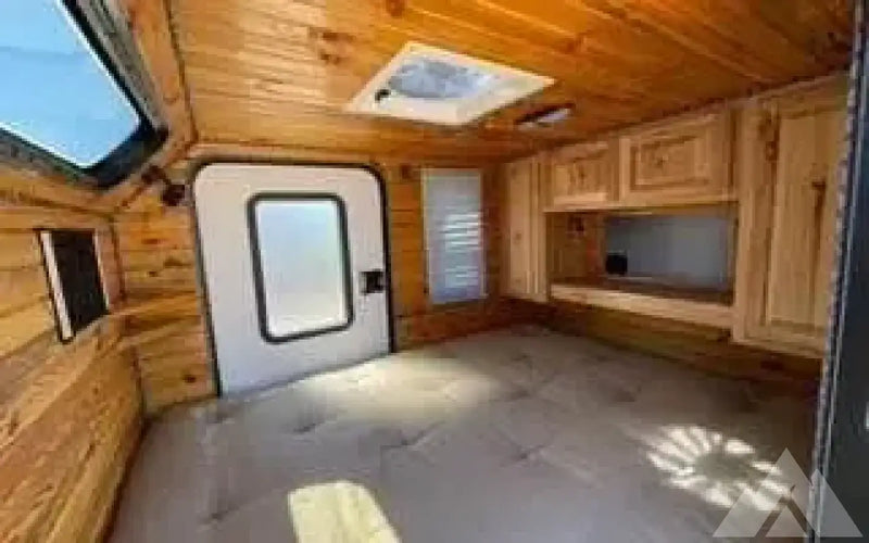 BearPaw Grizzly 2.0 Backcountry Camper — used overland trailer for sale in Park City, UT (photo 5) — photo 5