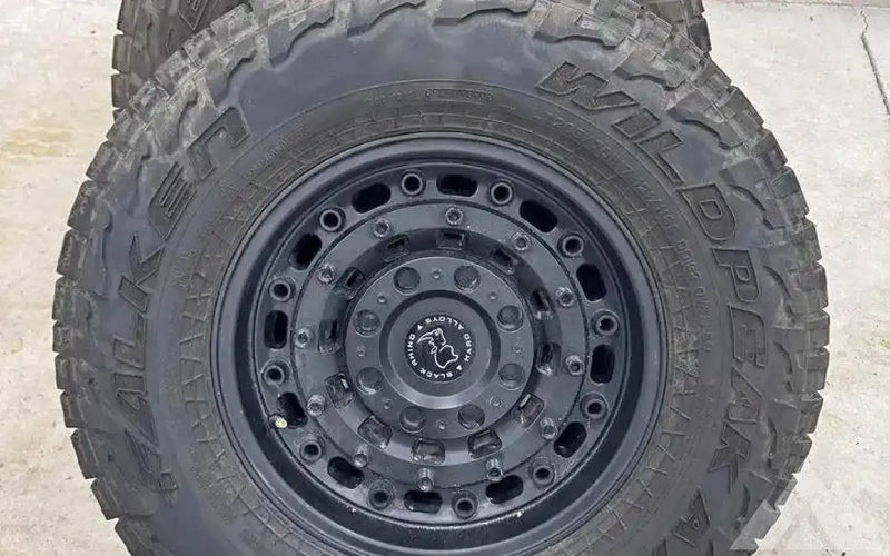 Black Rhino 17 inches Falken R17 — used set of wheels tires for sale — photo 1