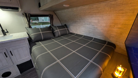 Cozy Aurora 13RDX • Sleeps 3 • SUV Towable • Fully Equipped — photo 5