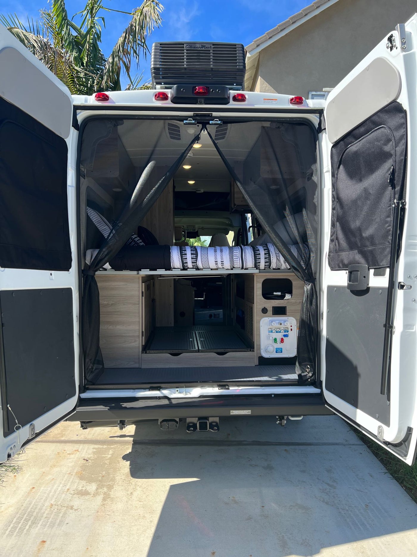(2) 2023 Winnebago Solis 59PX Campervanning Together is Better — photo 9