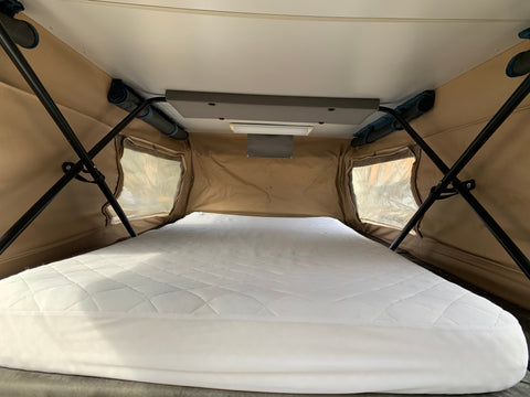2001 Sportsmobile Chevy 3500 2WD With Pop Top Sleeping Area — photo 2