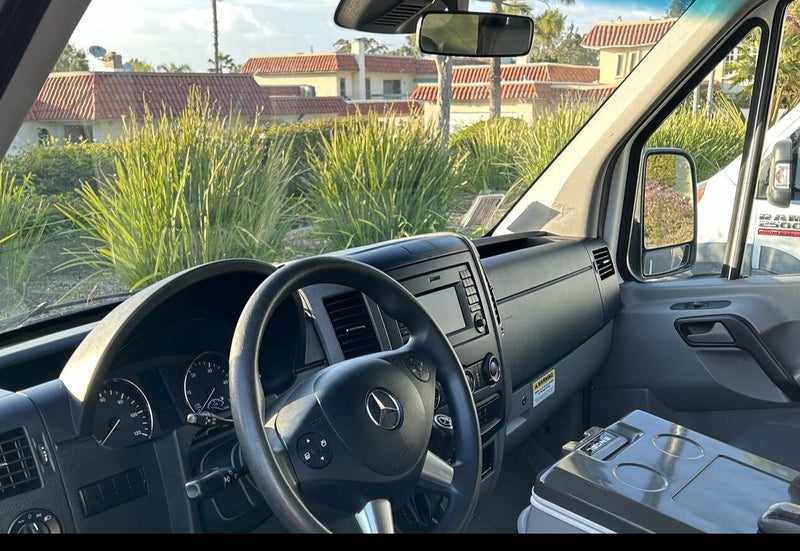 Mercedes Sprinter Large Passenger Van — photo 5
