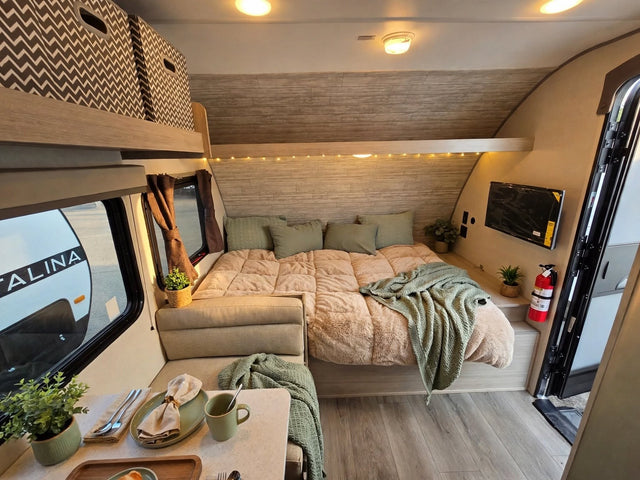 "Brand-New 2026 Couples Trailer — photo 3