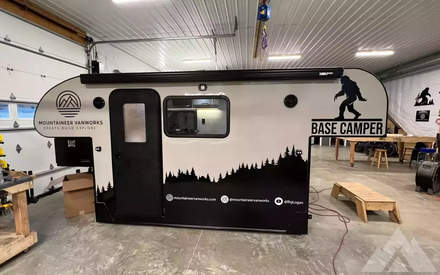 BRAVO 1 - OFF-GRID REMOVABLE TOY HAULER — used overland trailer for sale in Summersville, WV (photo 6)