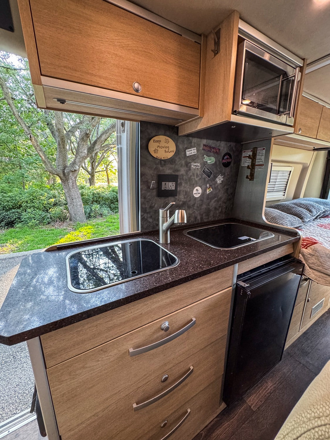 2018 Hymer Aktiv Promaster - Built for the Beach — photo 17