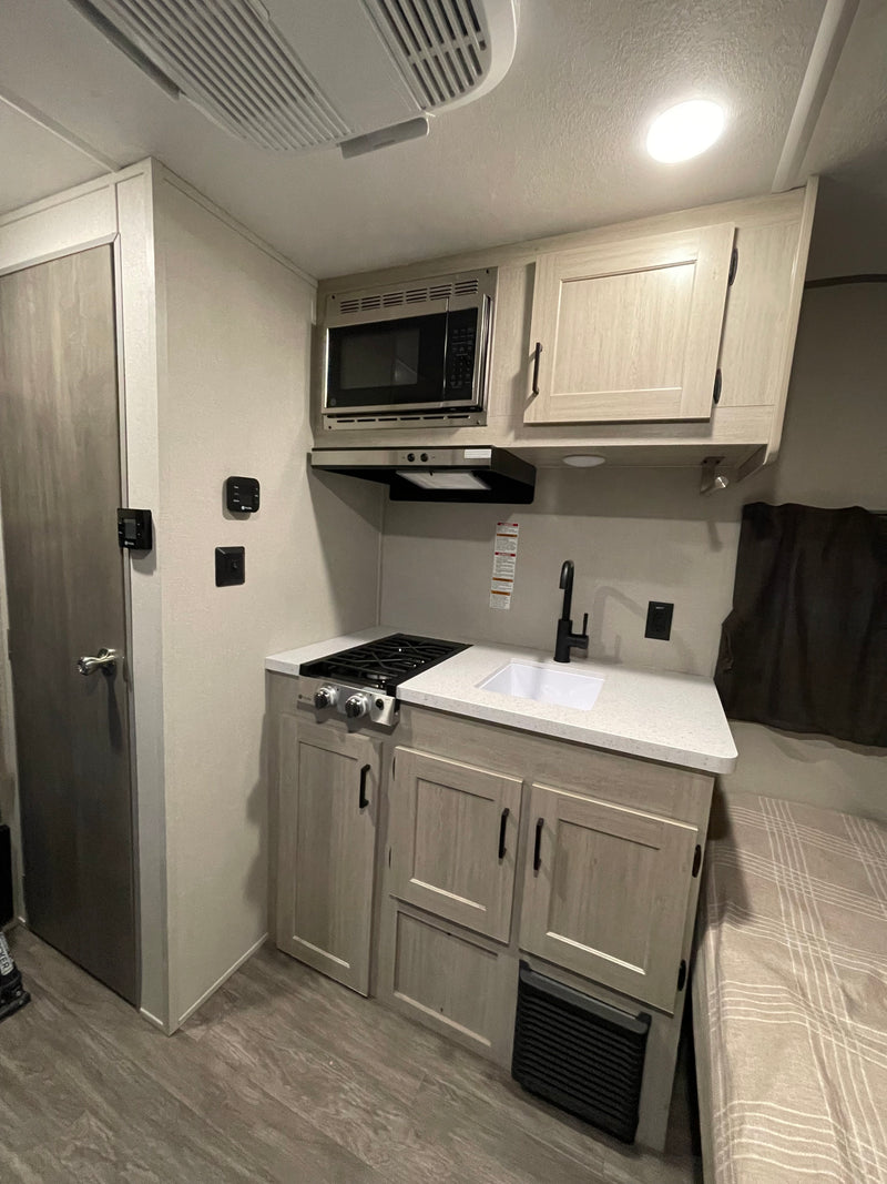 Johnnys RV — photo 3