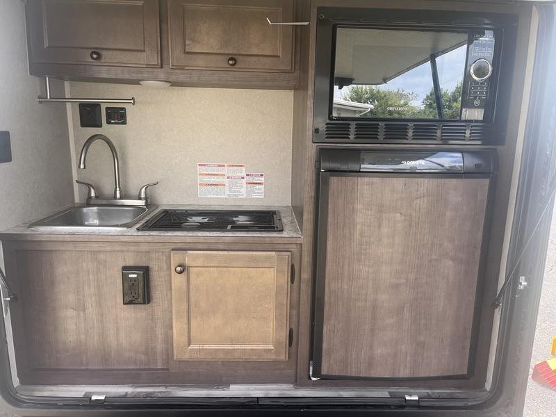 OFF Grid Glamping Machine - Sunset Sunray 109E — photo 10