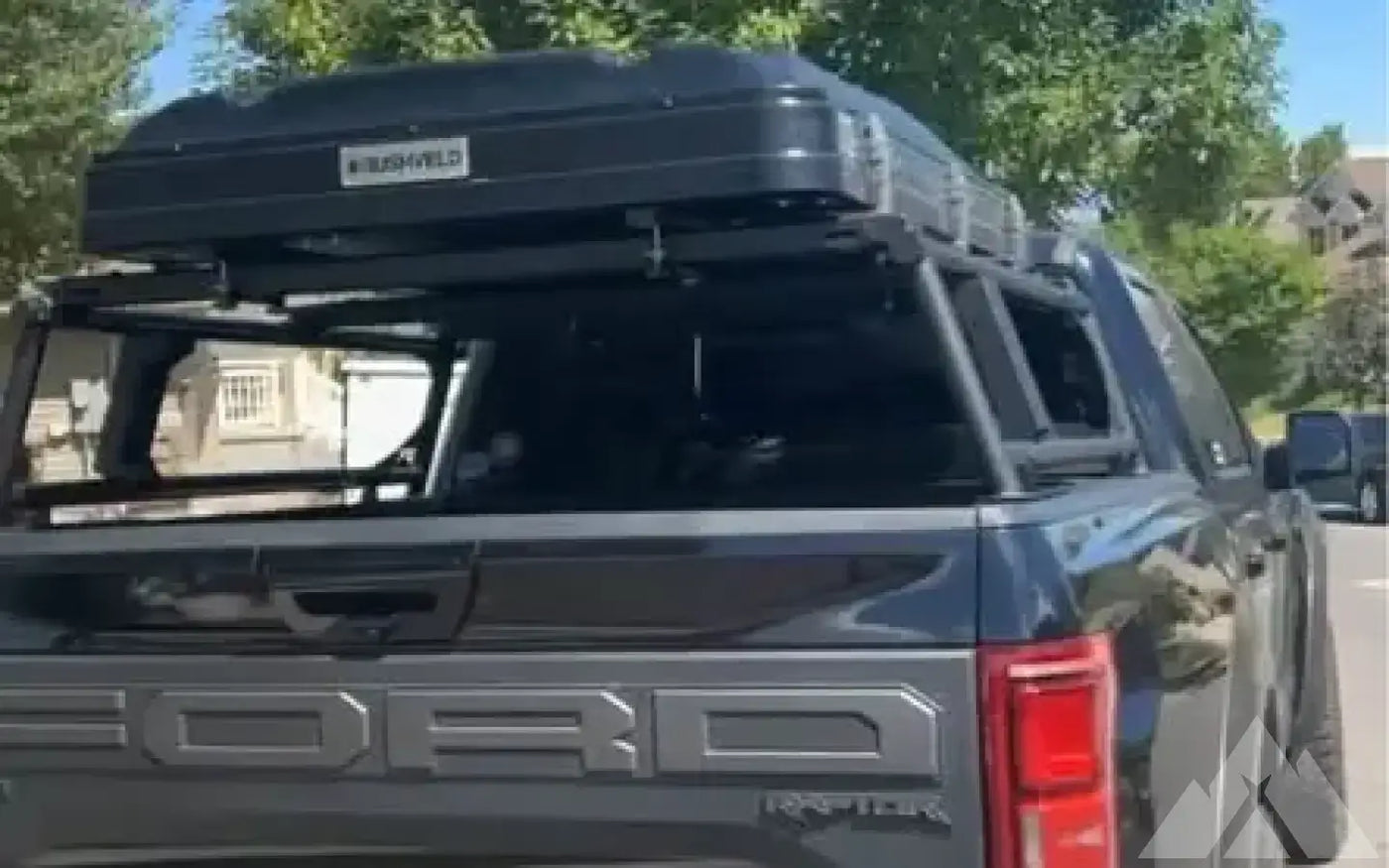 Bushveld all season hard shell roof top tent — used rooftop tents for sale (photo 2) — photo 2