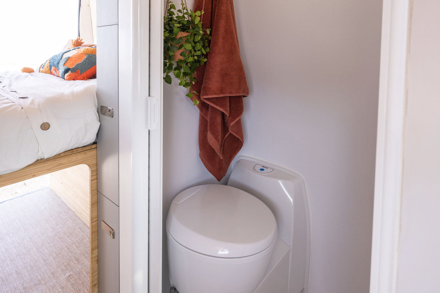 "Georgie" |  Noovo Lite - Indoor Shower, Heating & AC — photo 6