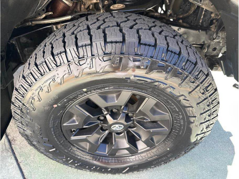 2018 Toyota Tacoma Double Cab · TRD Off-Road Pickup 4D 6 ft in Roseville, CA (photo 9) — photo 9