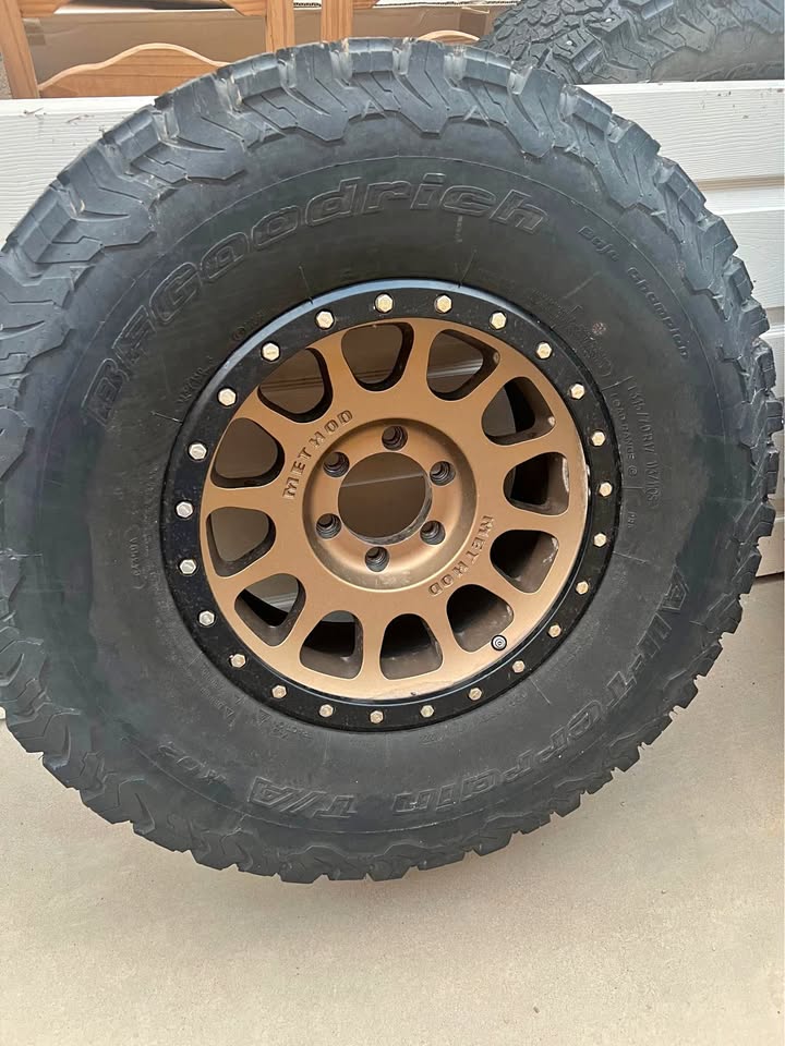 Method Wheels with BFGoodrich All-Terrain T/A KO2 Tires in Tolleson, AZ (photo 1) — photo 1