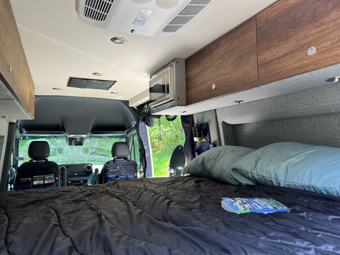 2021 Storyteller Overland Mode 4x4 - No Hookups Needed! — photo 3