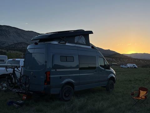 2023 All Wheel Drive Sprinter with pop top, rides 4, sleeps 4 — photo 3
