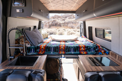 Antonio Vanderas | Sandy Vans Captain Quarters | 2025 MB Sprinter 144 AWD — photo 3