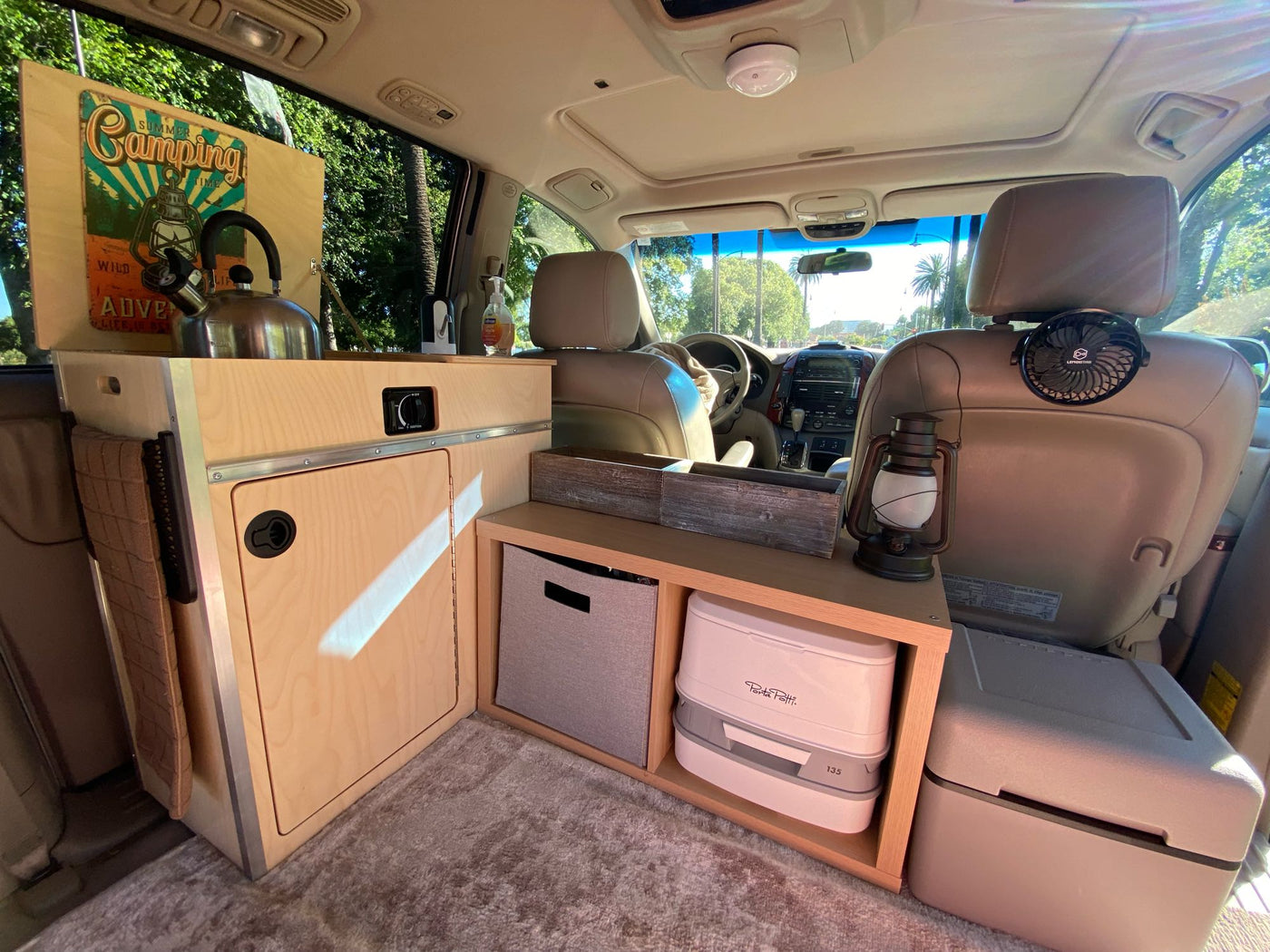Micro-Camper includes all the camp gear. Perfect couple's adventure getaway — photo 8