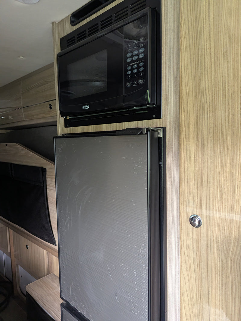 Winter prices! Winnebago Travado 59G — photo 8