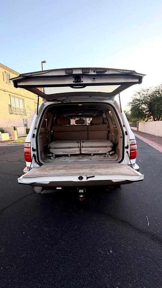 2000 Toyota Landcruiser · Sport Utility 4D in Gilbert, AZ (photo 11)