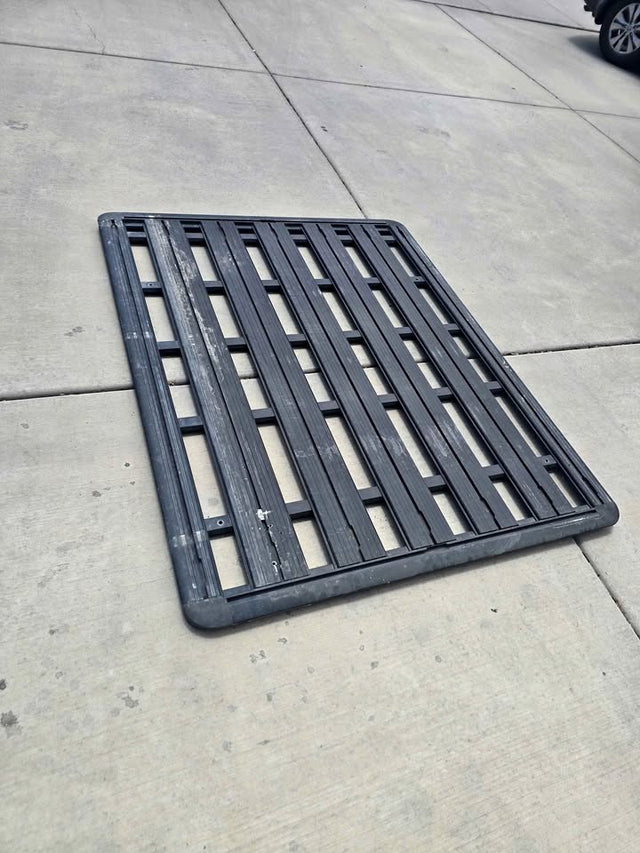 Rhino Rack 71x52 in Riverton, UT (photo 1)