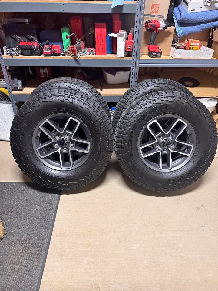 Jeep Gladiator Mojave Tires and Wheels. New Take Off’s Falken Wildpeak 33” Will include spare also in Lake Stevens, WA (photo 1) — photo 1