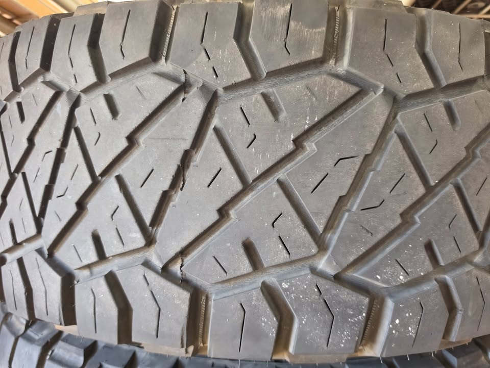 37X12.50X17 NITTO RIDGE GRAPPLER SET OF 4 TIRES in Clovis, CA (photo 2)
