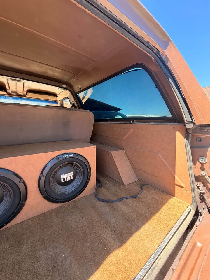 1989 Ford Bronco · Wildtrak Sport Utility 4D — photo 9