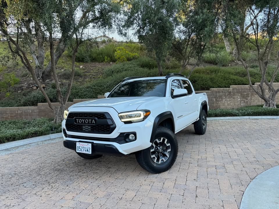 2020 Toyota Tacoma TRD Offroad in San Diego, CA (photo 2) — photo 2