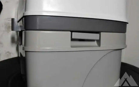 Camco travel toilet 5.3 gallons — new showers & toilets for sale (photo 3)