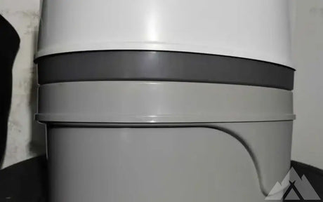 Camco travel toilet 5.3 gallons — new showers & toilets for sale (photo 4)