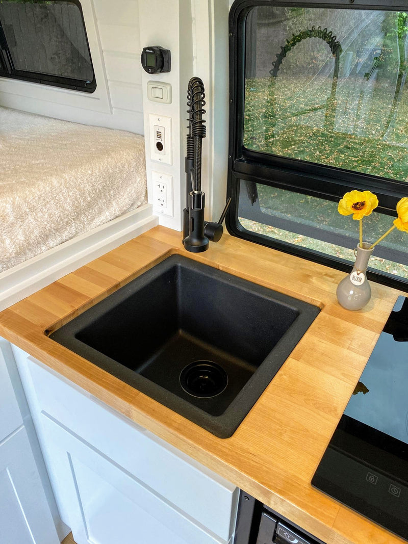 4 Season Off Grid Adventure Van | NewLife Conversions — photo 8
