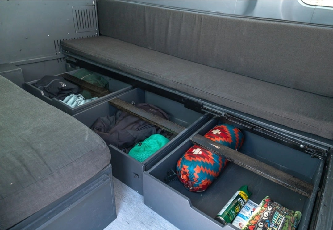  perfect for camping gear.|Vehicle dashboard with 210 — photo 12