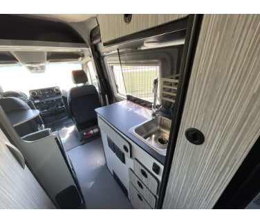 Winnebago Revel 2023!! Solar power with lithium battery overland rental