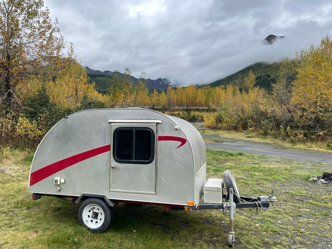 ideal for nature adventures.|Cozy rv rental sleeping nook with wood-paneled walls — photo 4