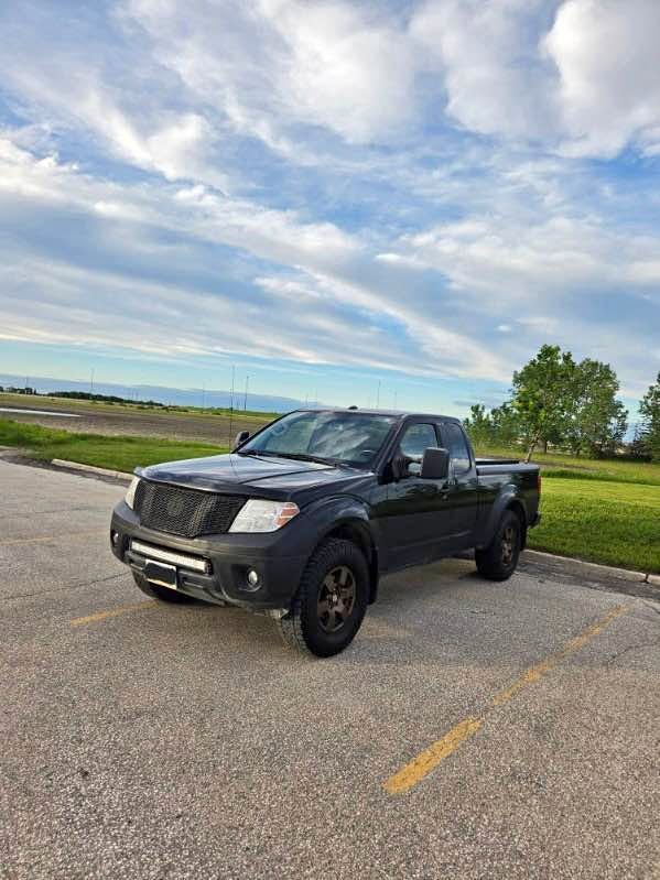 2017 Nissan Frontier King Cab in Winnipeg, MB (photo 1)