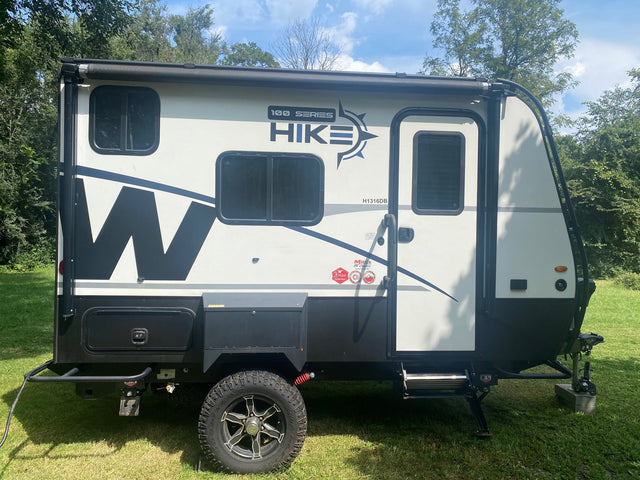 Adventure-ready, easy-to-tow Winnebago Hike 100 — photo 3