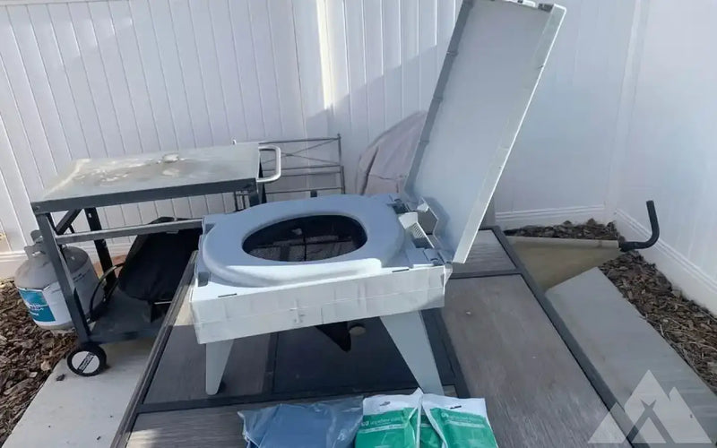Clean waste portable toilet — new showers & toilets for sale (photo 2) — photo 2
