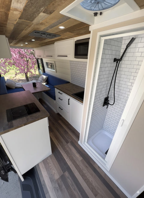 The Black Panther - 4 x 4 Custom Sprinter Van - Pet Friendly! — photo 5