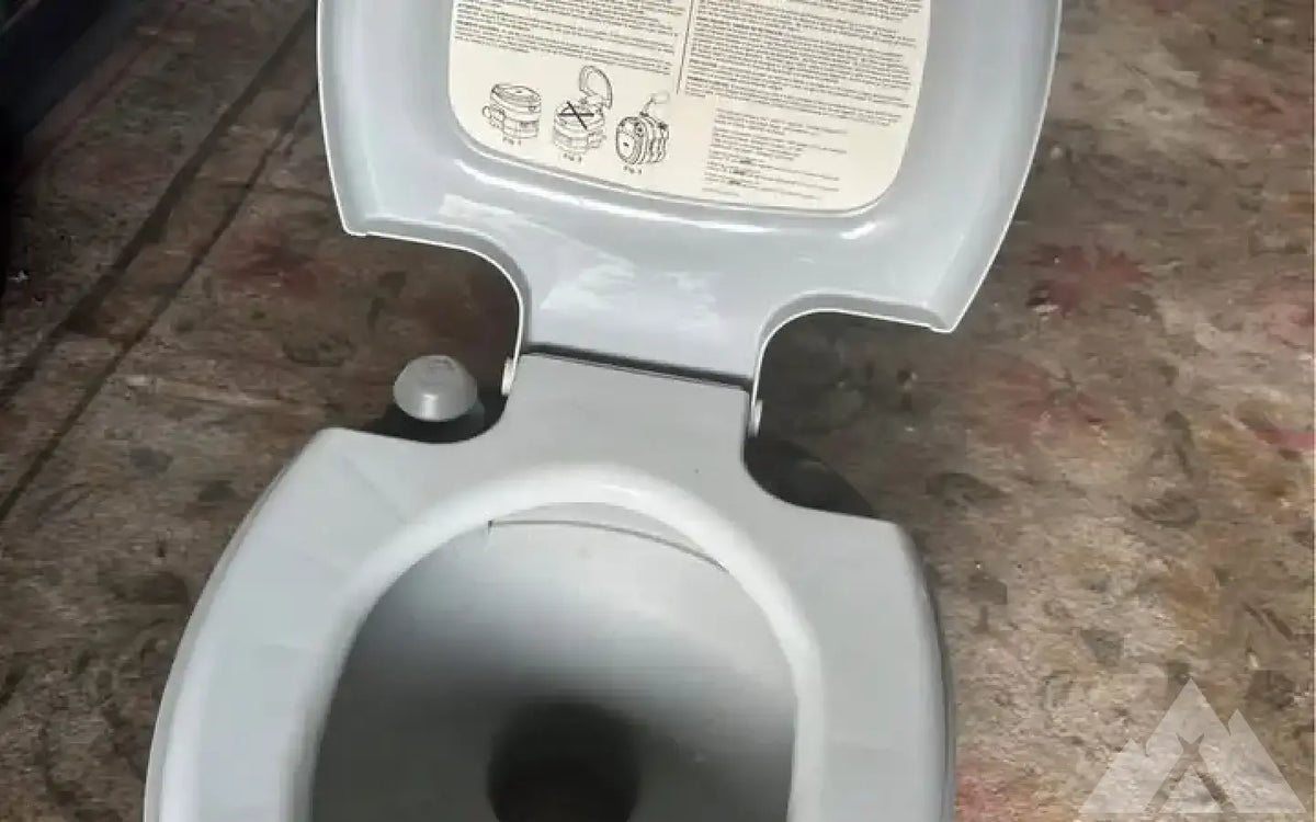 Coleman camping toilet — used showers & toilets for sale (photo 2) — photo 2