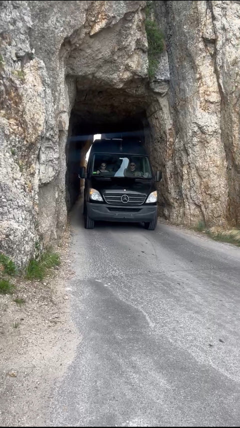 The Flying-V Off Grid Campervan — photo 2