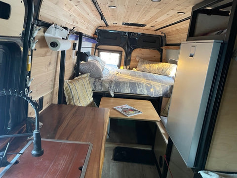 The Breeze - 4x4 Sprinter 170 High Roof — photo 2