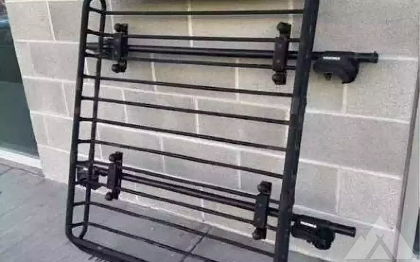 Cross bars and roof top basket — used racks for sale (photo 2) — photo 2