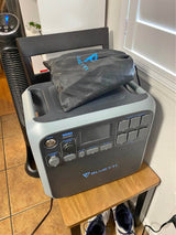 Bluetti 2000W/ 2000Wh solar generator W/ 4 100W solar panels in Farmington, NM (photo 1)