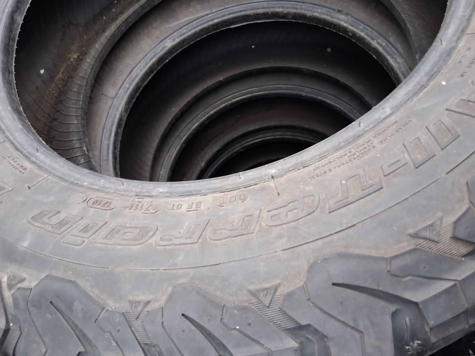 Bfgoody's all terrain ko2 275/65/20 in Spokane, WA (photo 4)