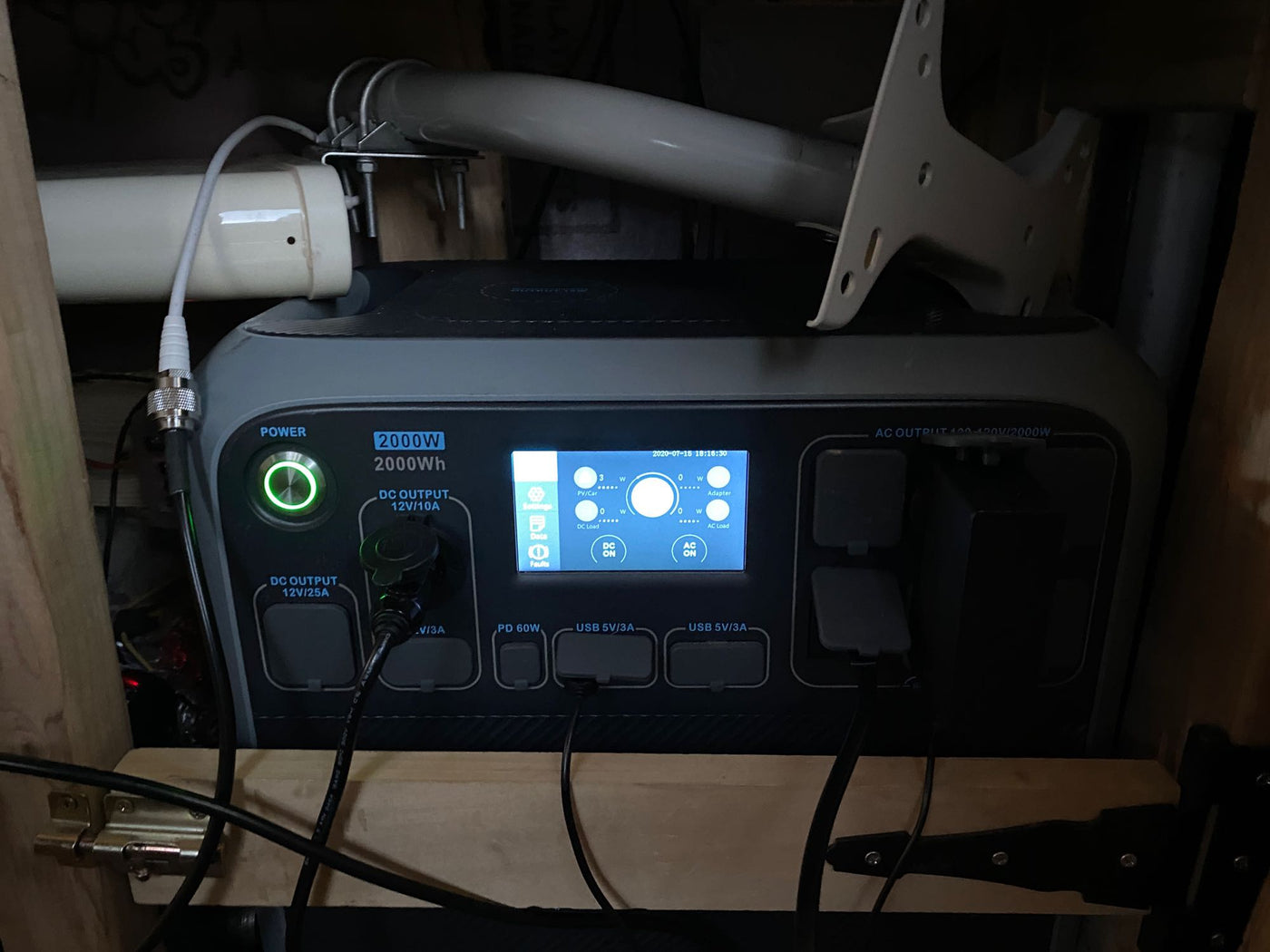  featuring radio — photo 9