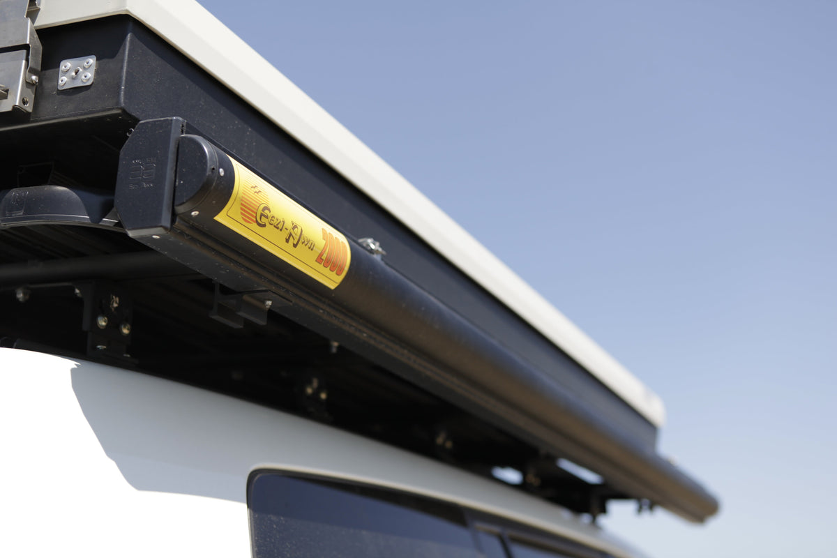 Series 2000 Awning — photo 4