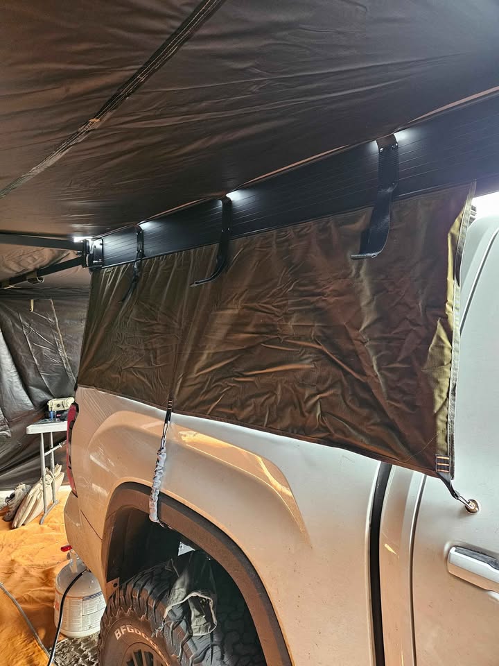 23zero 270 awning with walls in Gresham, OR (photo 2)