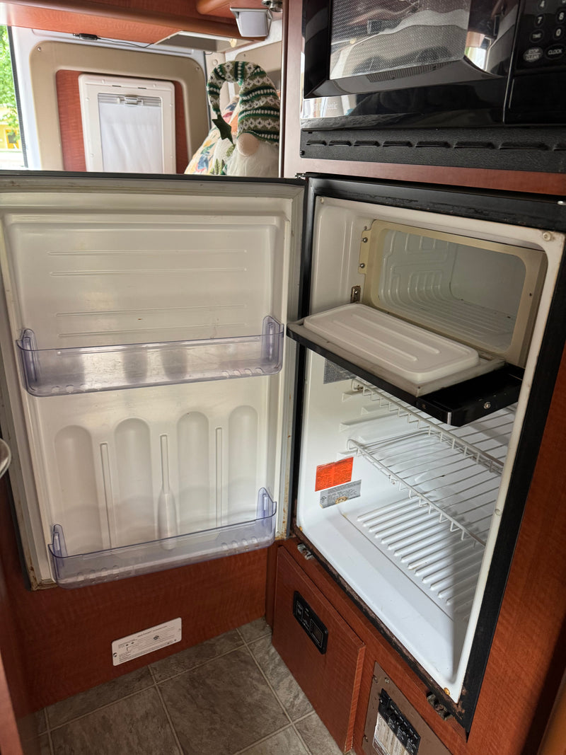 Stella: Your Cozy Cabin on Wheels — photo 12