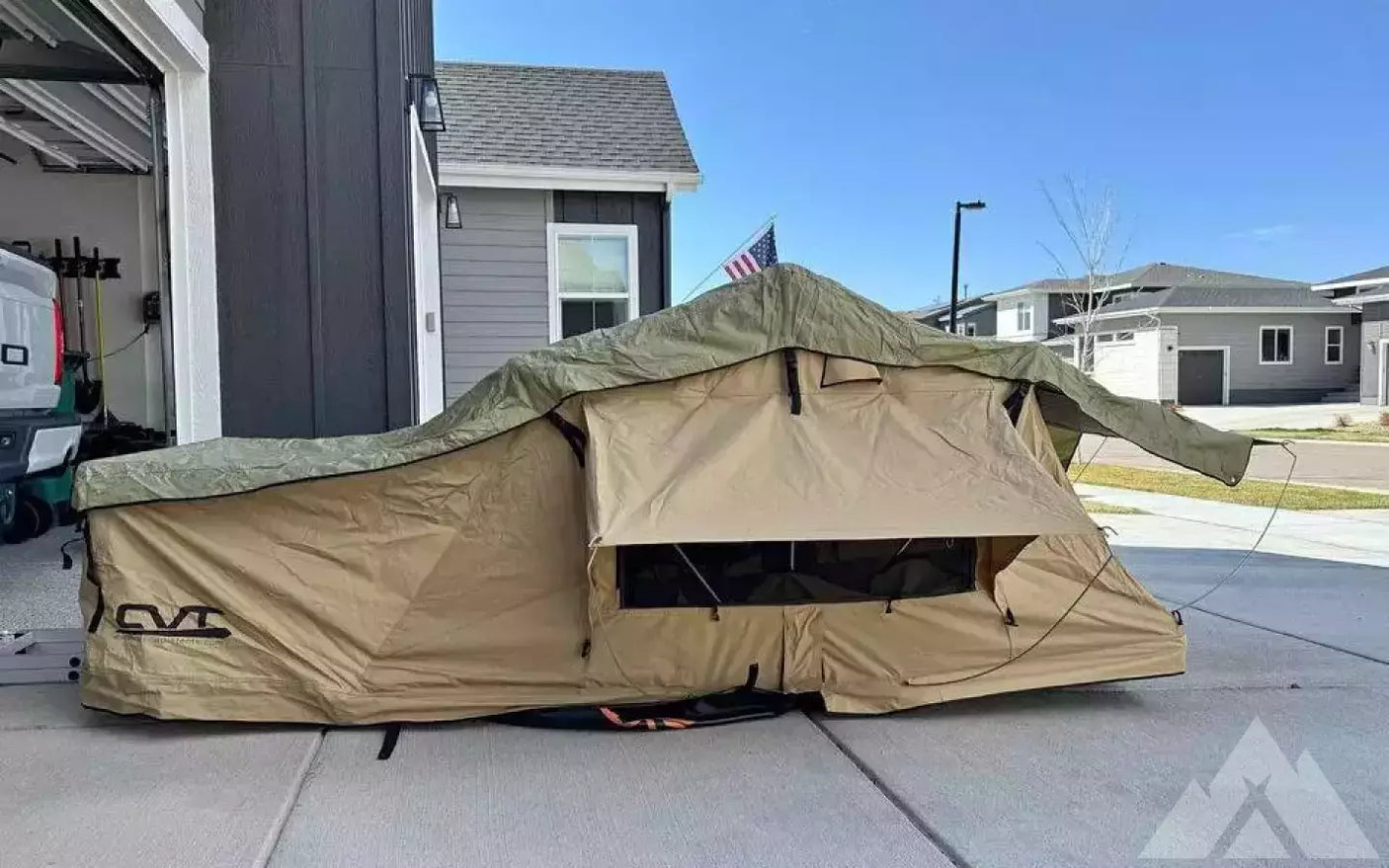 CVT Pioneer Rooftop Tent — used rooftop tents for sale (photo 4)