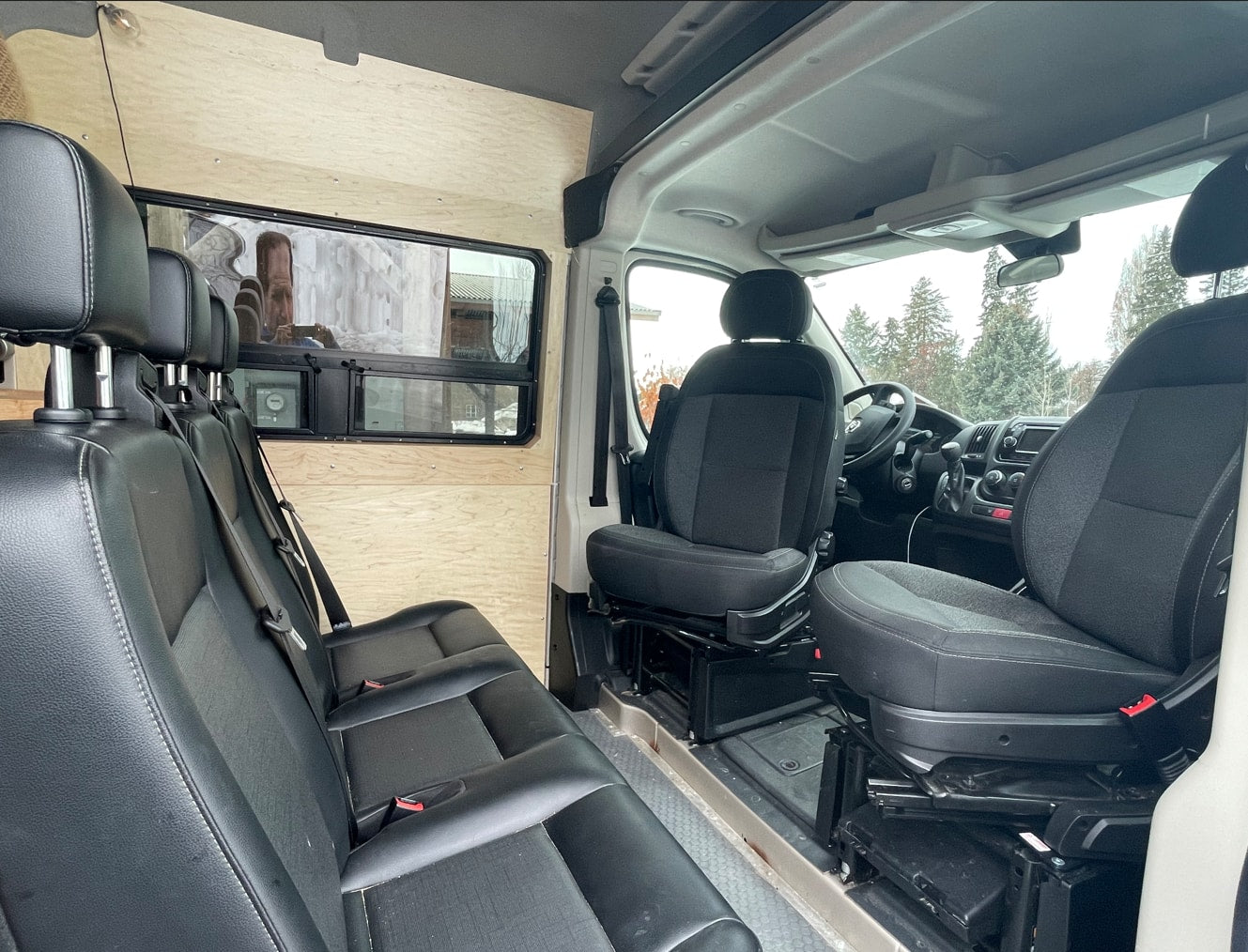  open showing the interior — photo 3