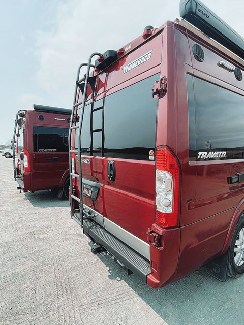Zeppelin 2: 2021 Winnebago Travato 59K — photo 3