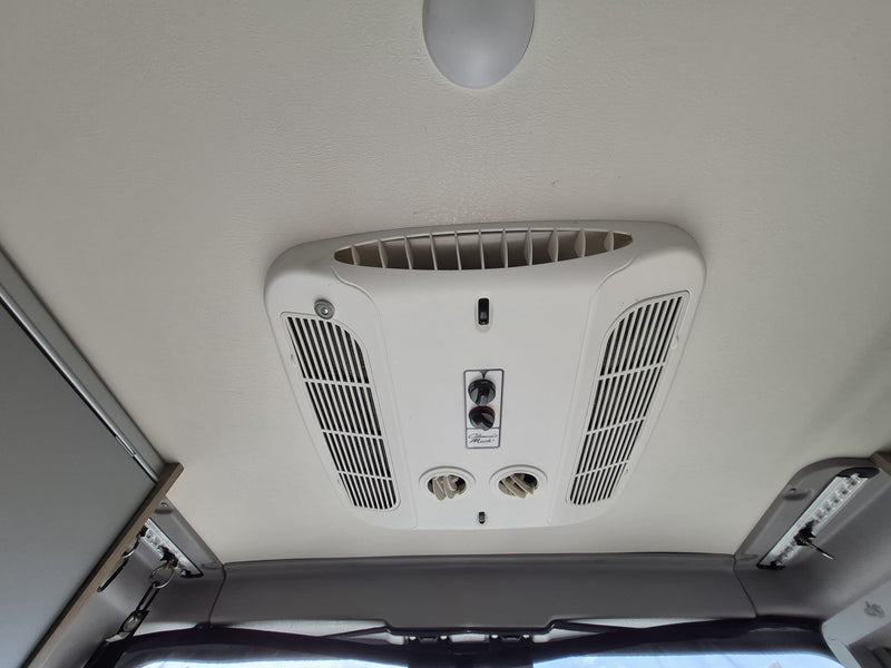  a control panel — photo 18